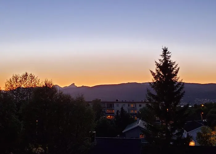 Panoramic Northern Lights On Of Island Apartmán Tromsø
